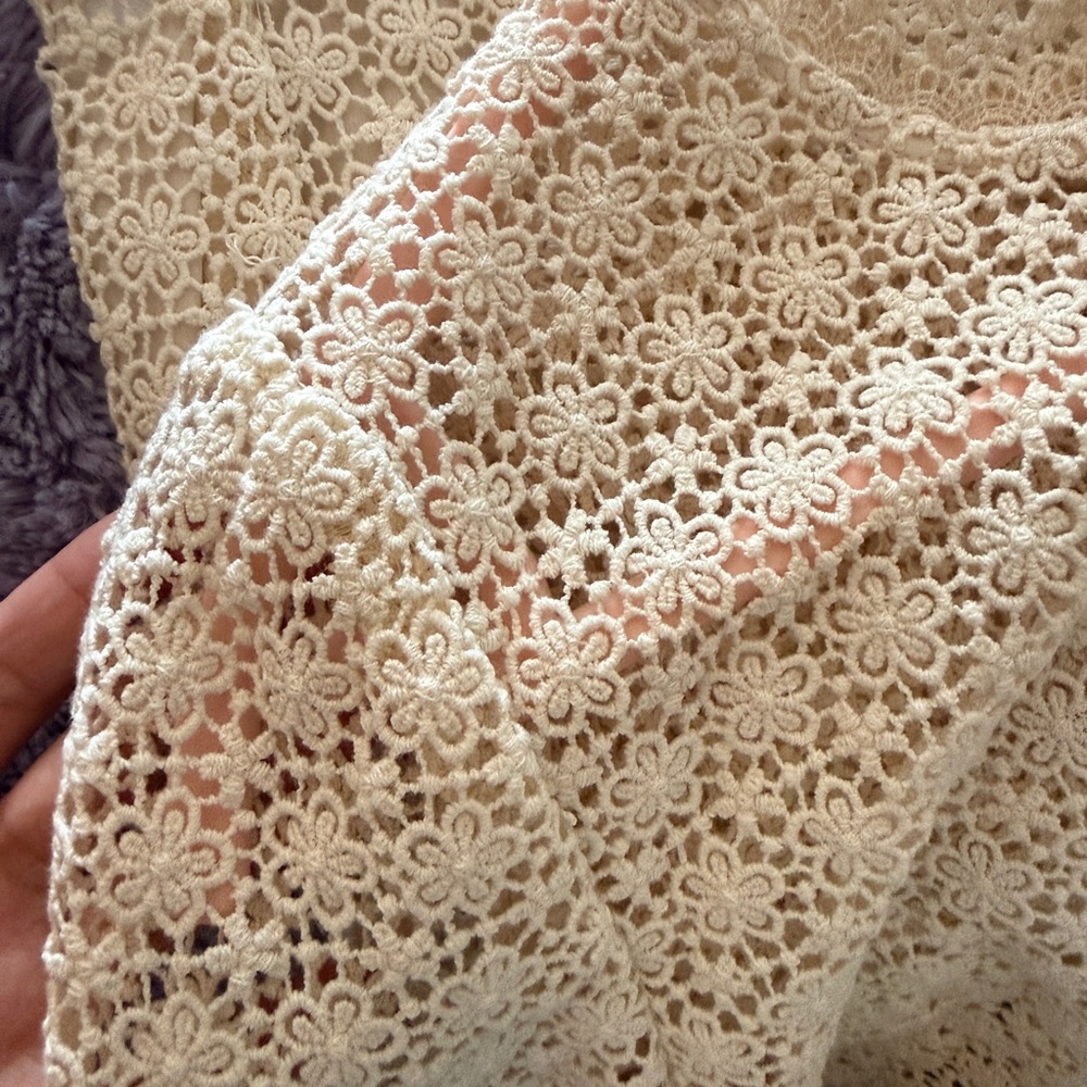 **SOLD** Sezane Guipure Lace Yumi and Magalia Set - Picture 5 of 5